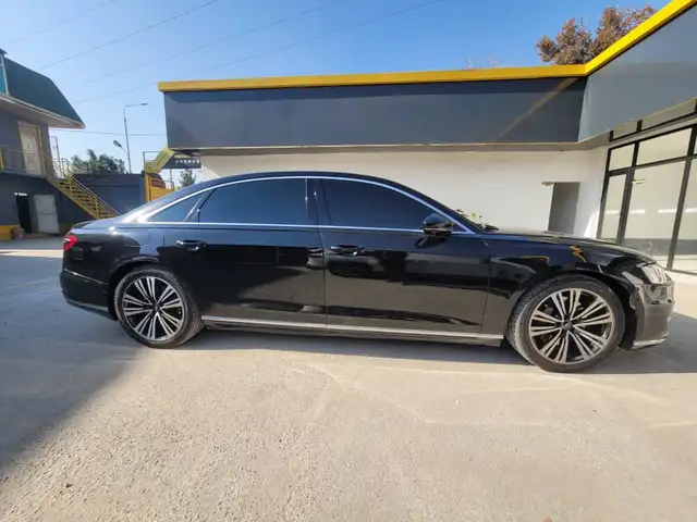 Audi A8 2022 - Выбор фото 3