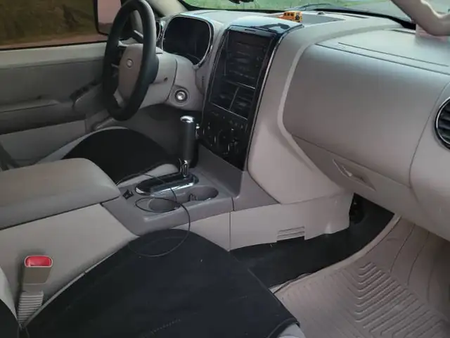 Ford Explorer 2008 - Выбор фото 3