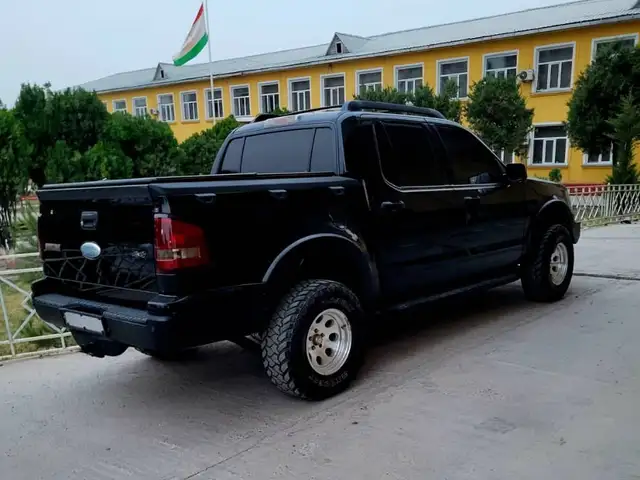 Ford Explorer 2008 - Выбор фото 8