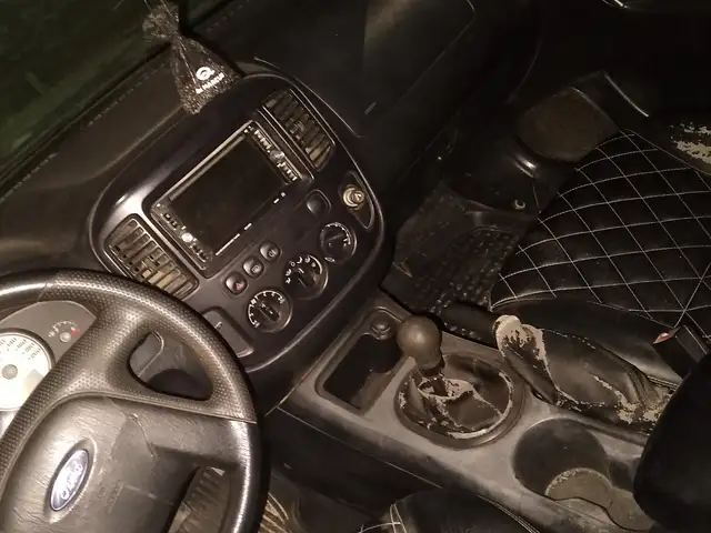 Ford Maverick 2004 - Выбор фото 3