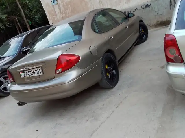 Ford Taurus 2002 - Выбор фото 4