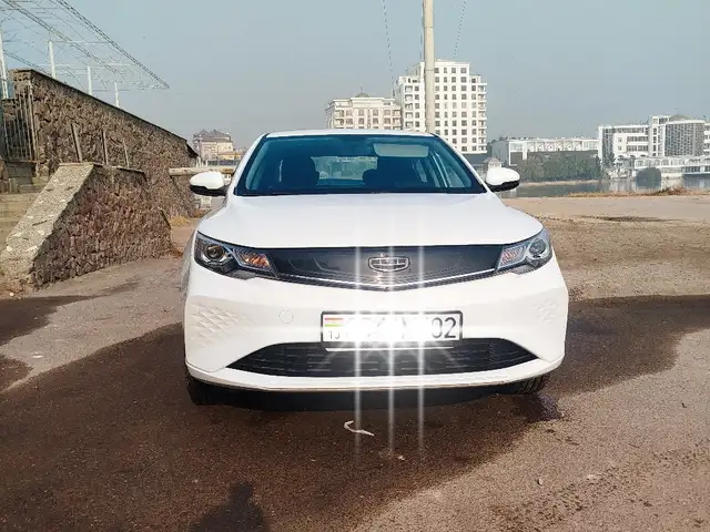 Geely Emgrand 2024 - Выбор фото 1