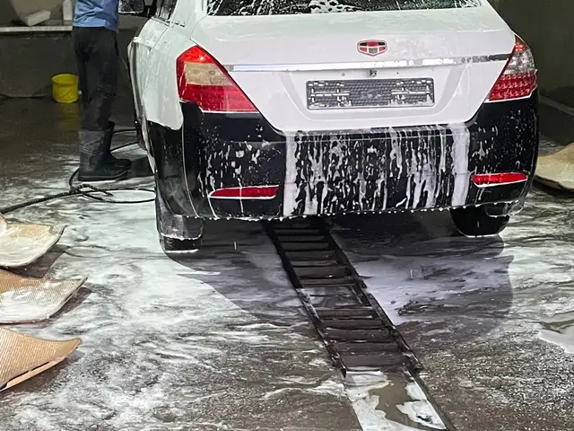 Geely Emgrand 2013 - Выбор фото 3