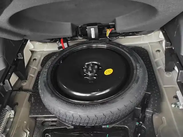 Geely Monjaro 2024 - Выбор фото 8