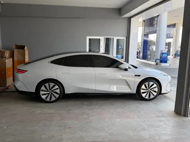 Geely Galaxy E8 2025 - Выбор фото 5