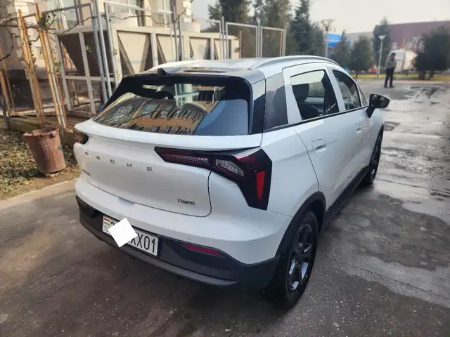 Geely Geometry E 2024 - Выбор фото 3