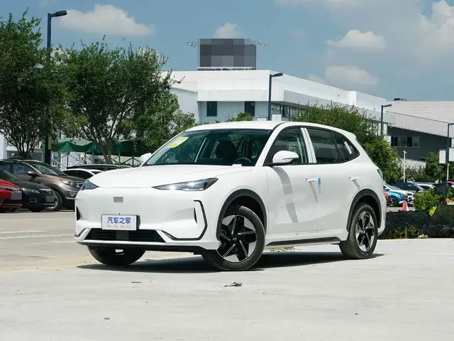 Geely Galaxy E5 2025 - Выбор фото 1