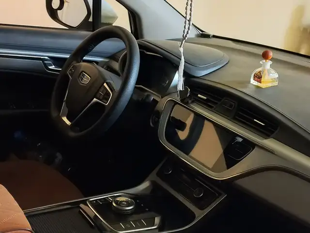 Geely Galaxy E5 2019 - Выбор фото 3