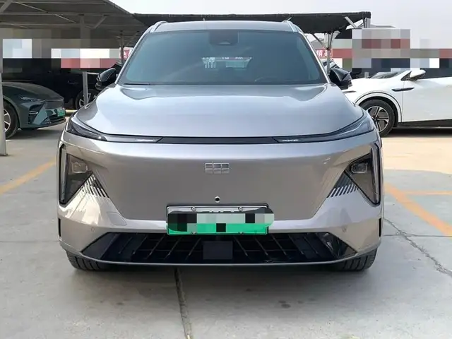 Geely Galaxy L7 2024 - Выбор фото 1