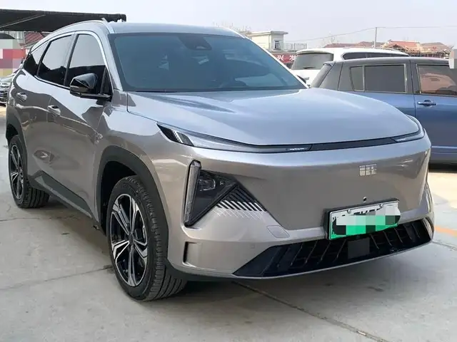 Geely Galaxy L7 2024 - Выбор фото 3