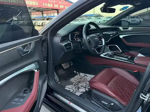 Audi A7 2023 - Выбор фото 3