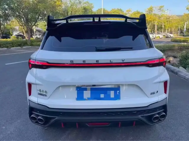 Geely Coolray 2023 - Выбор фото 6