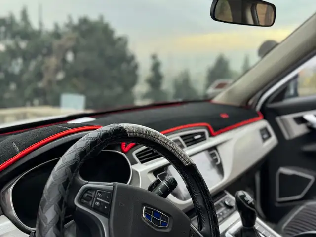 Geely Atlas 2018 - Выбор фото 4