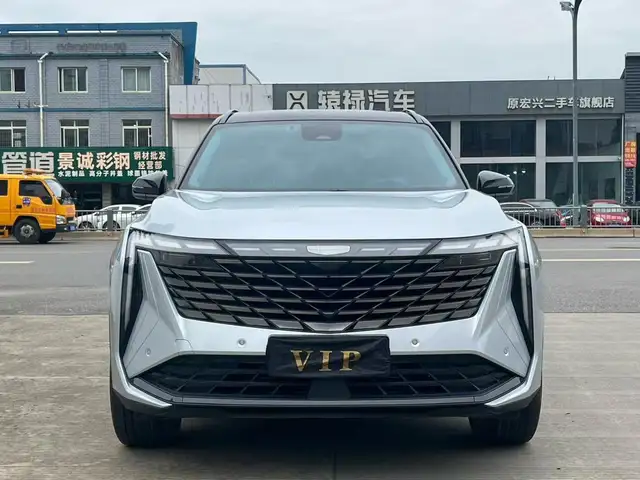 Geely Atlas 2022 - Выбор фото 2