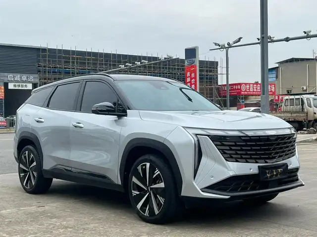 Geely Atlas 2022 - Выбор фото 3