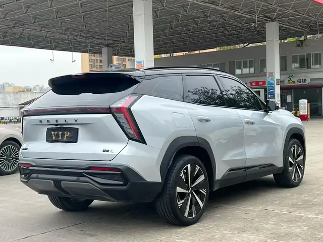 Geely Atlas 2022 - Выбор фото 7