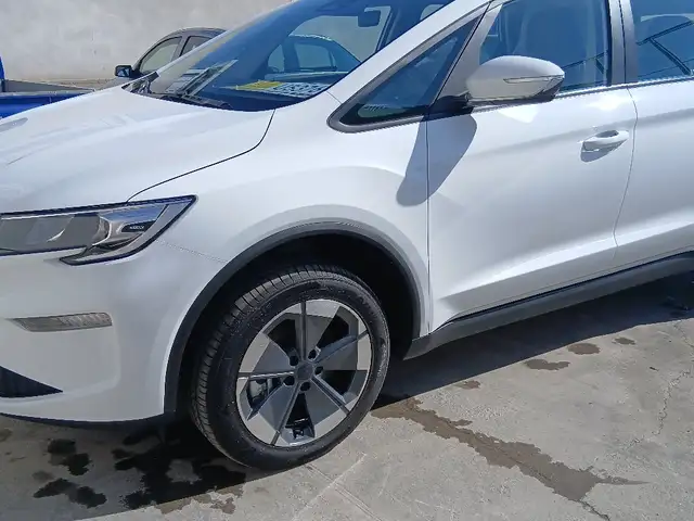 Geely Livan RL7 2025 - Выбор фото 2