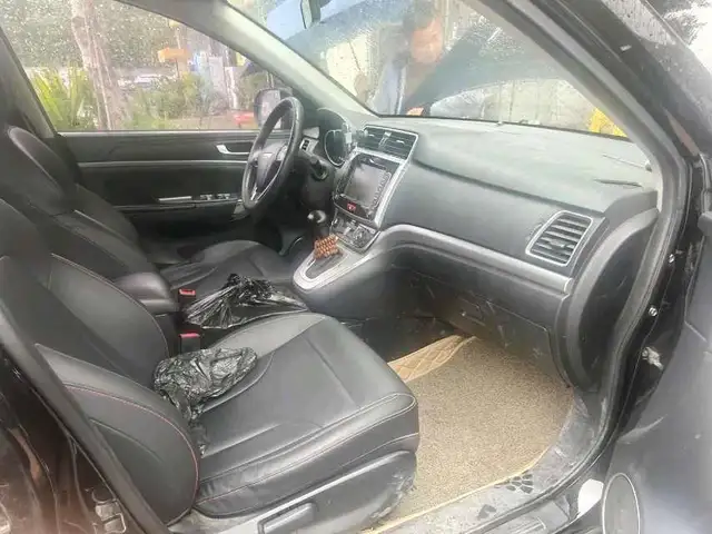 Haval M6 2020 - Выбор фото 6