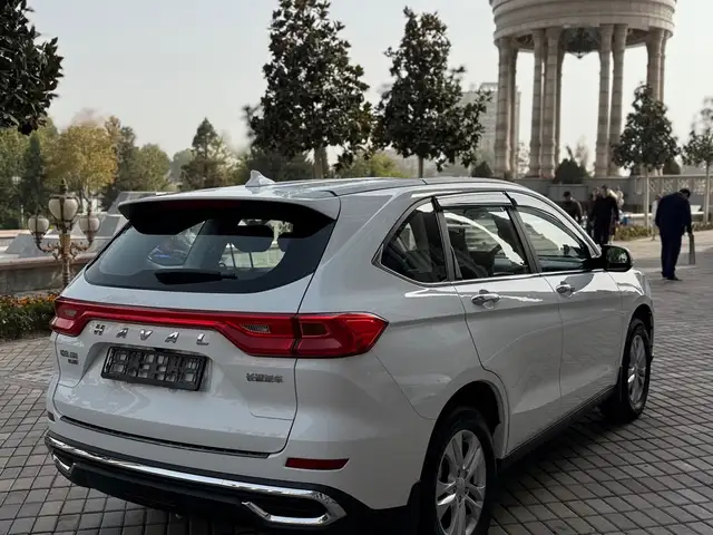 Haval M6 2024 - Выбор фото 4