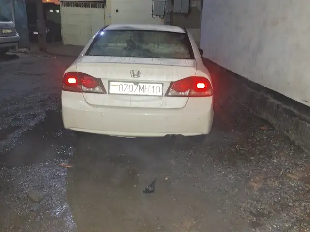 Honda Civic 2008 - Выбор фото 3