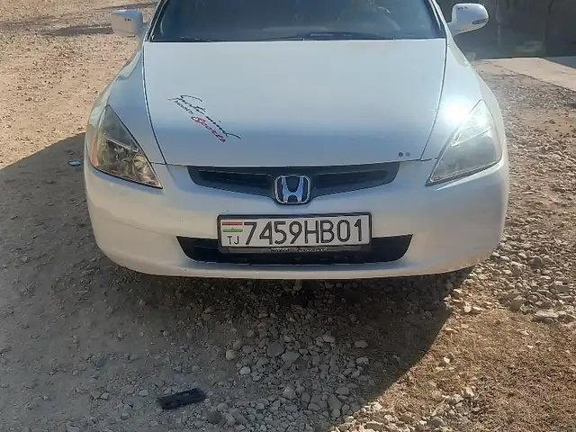 Honda Accord 2005 - Выбор фото 1