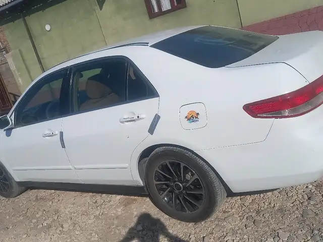 Honda Accord 2005 - Выбор фото 4