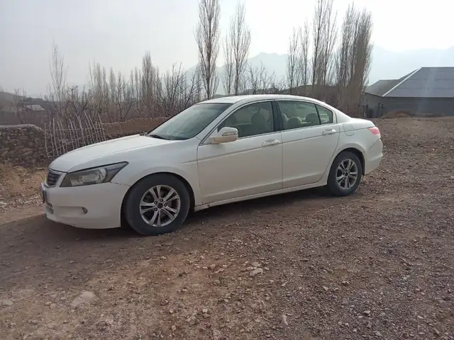 Honda Accord 2008 - Выбор фото 1