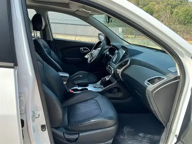 Hyundai Tucson 2014 - Выбор фото 8