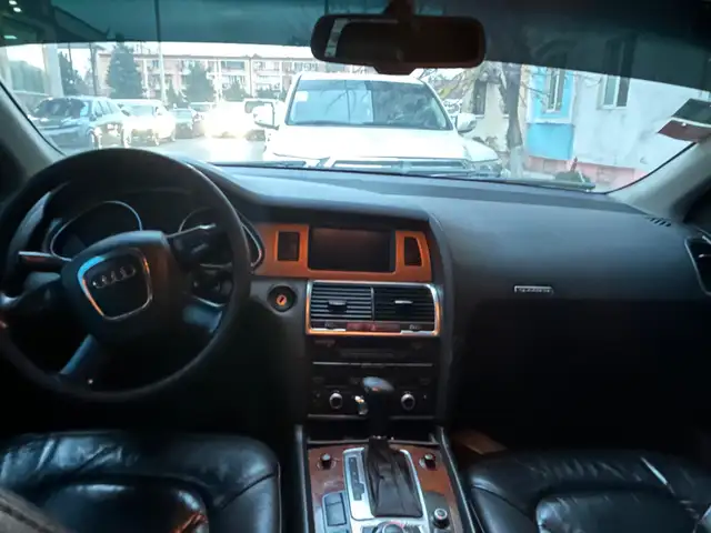 Audi Q7 2007 - Выбор фото 6