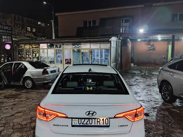 Hyundai Elantra 2016 - Выбор фото 1