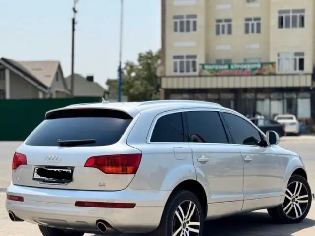 Audi Q7 2007 - Выбор фото 2