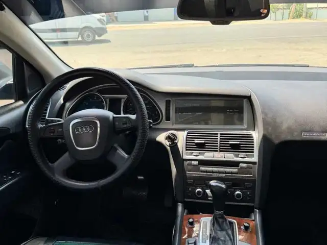 Audi Q7 2007 - Выбор фото 5