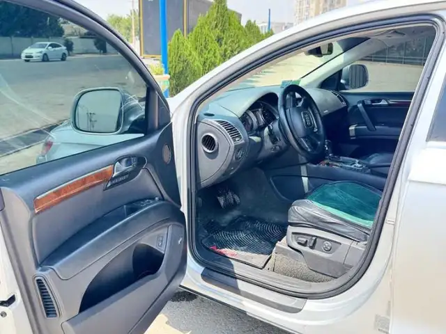Audi Q7 2007 - Выбор фото 6