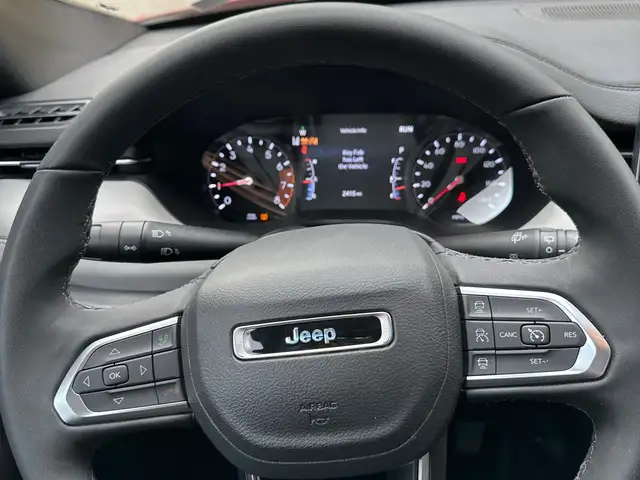 Jeep Compass 2025 - Выбор фото 8