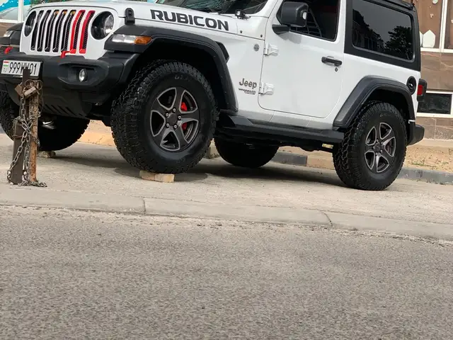 Jeep Wrangler 2018 - Выбор фото 2