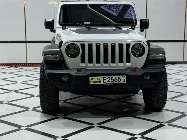 Jeep Wrangler 2018 - Выбор фото 7