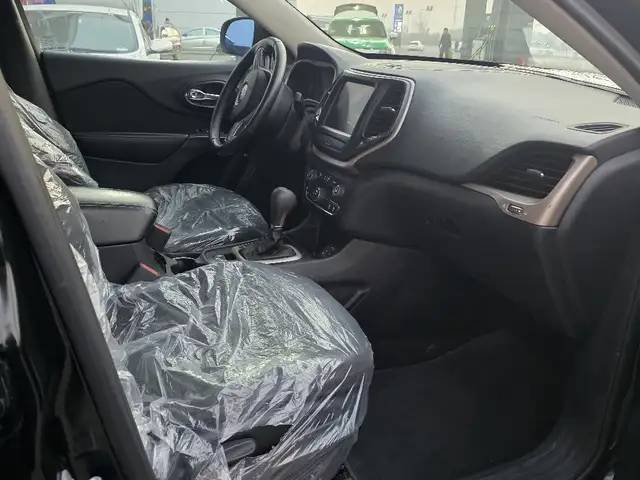 Jeep Cherokee 2017 - Выбор фото 7