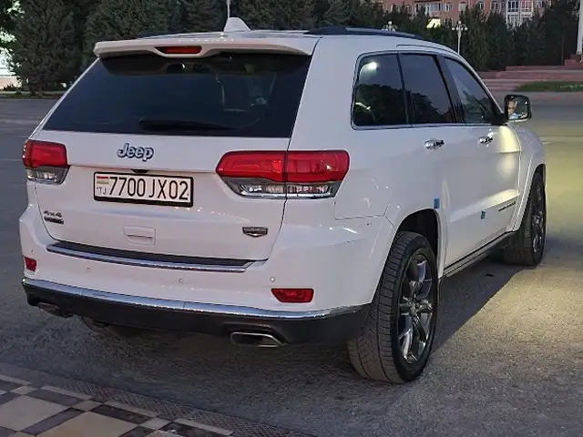 Jeep Grand Cherokee 2014 - Выбор фото 3