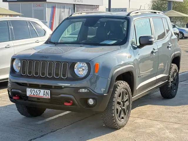 Jeep Renegade 2017 - Выбор фото 1