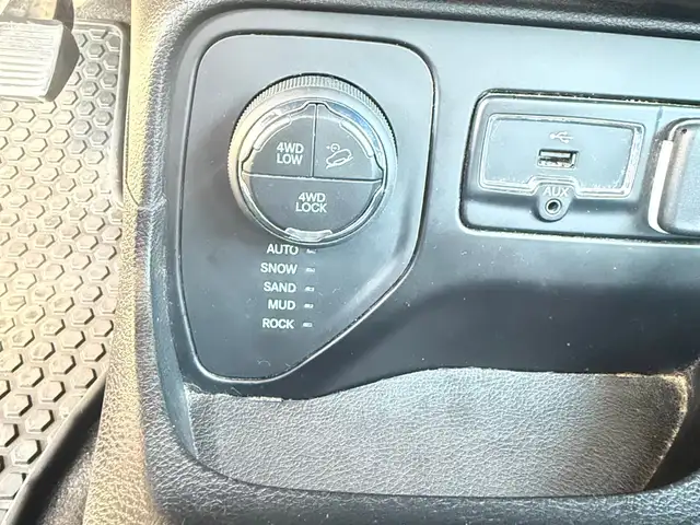 Jeep Renegade 2017 - Выбор фото 8