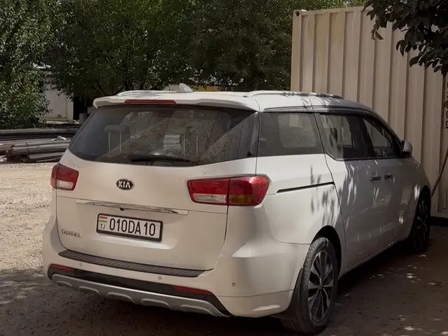 Kia Carnival 2015 - Выбор фото 1