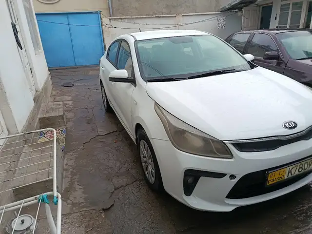 Kia Rio 2019 - Выбор фото 3