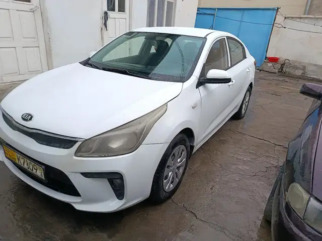 Kia Rio 2019 - Выбор фото 5