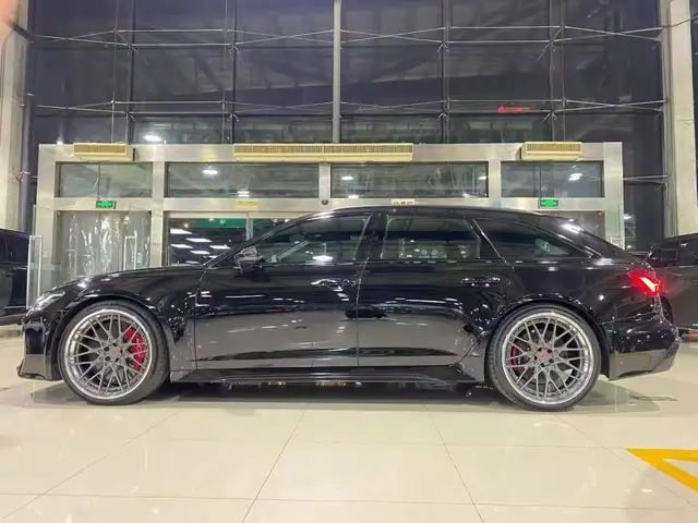 Audi RS6 2023 - Выбор фото 2