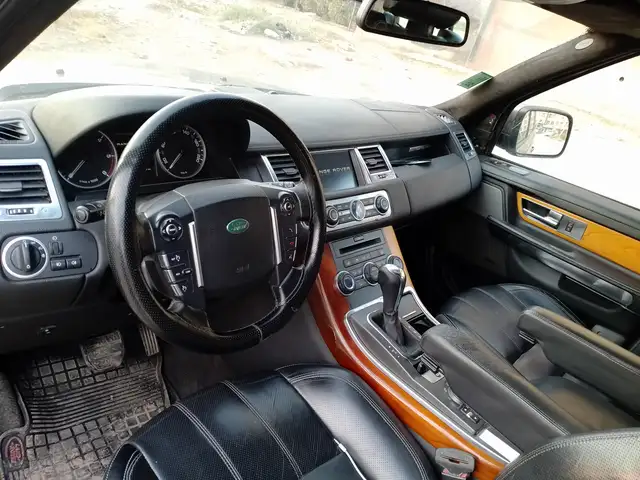 Land Rover Range Rover Sport 2010 - Выбор фото 5