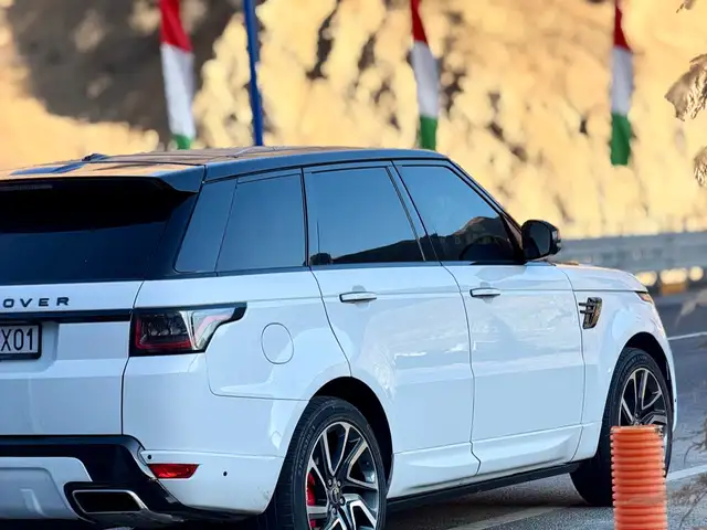 Land Rover Range Rover Sport 2015 - Выбор фото 3