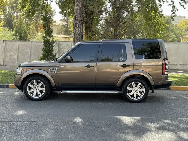 Land Rover Discovery 2013 - Выбор фото 3