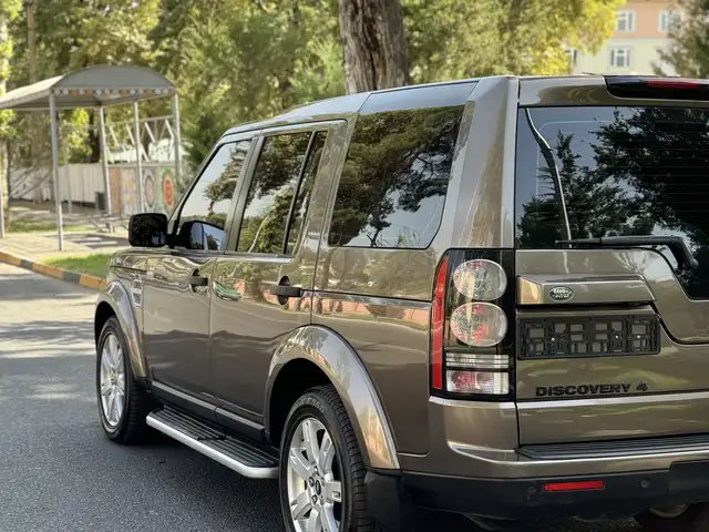 Land Rover Discovery 2013 - Выбор фото 4
