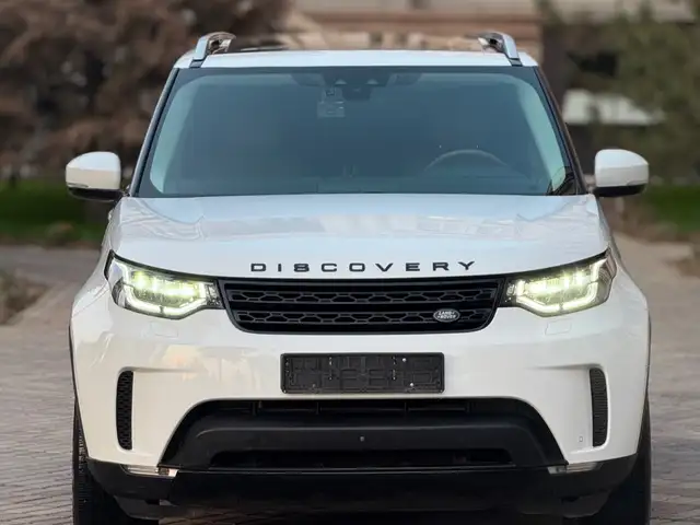 Land Rover Discovery 2017 - Выбор фото 2