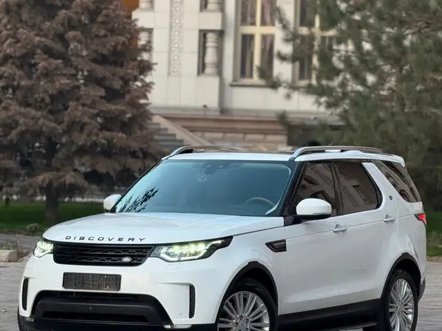 Land Rover Discovery 2017 - Выбор фото 3
